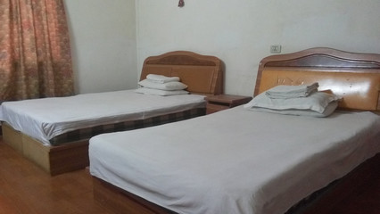 鄭州新村住宿團(tuán)購指南 美團(tuán)網(wǎng)高性價(jià)比標(biāo)準(zhǔn)間入住體驗(yàn)